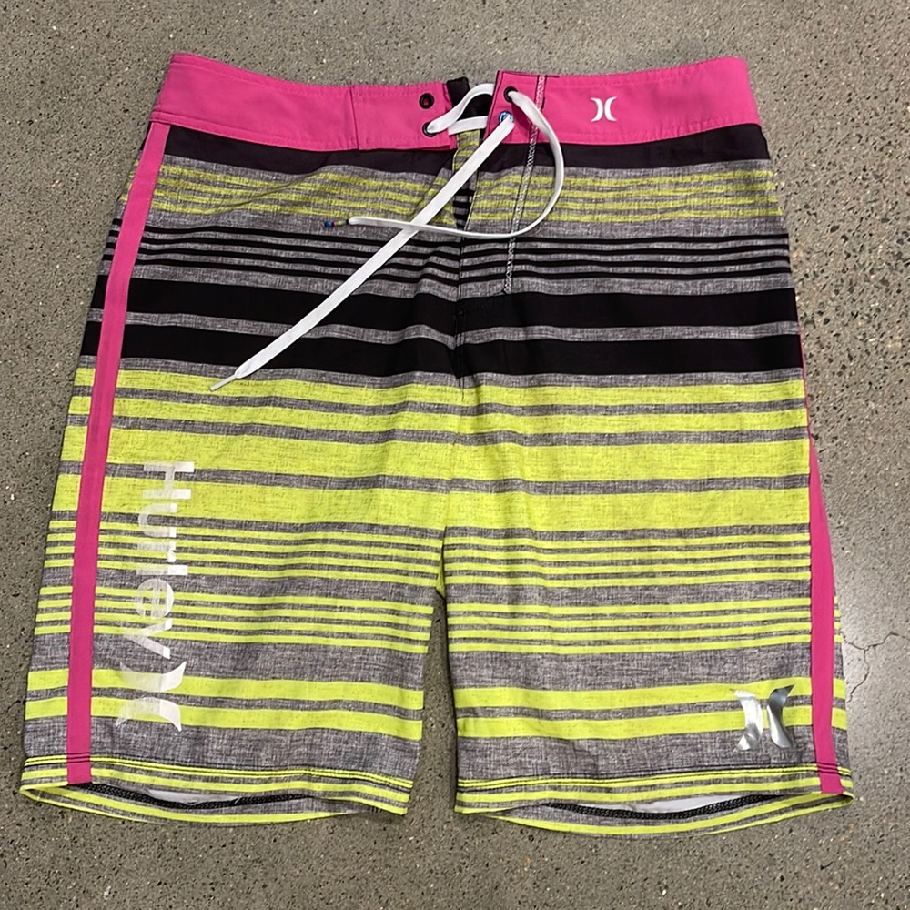 Mens Hurley Phantom board shorts 32